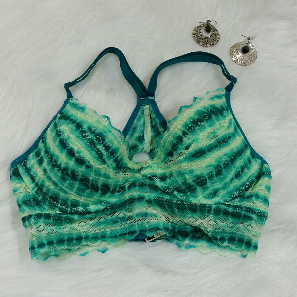 NEW! Victoria’s Secret XS racerback bra padded $17
